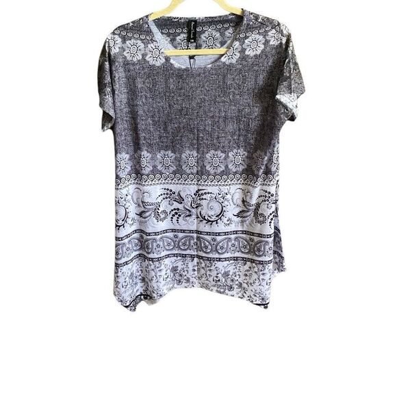 Sacred Threads NWT Gray Design Tunic with Sheer Lace Sleeve. Size S/M - Picture 2 of 9